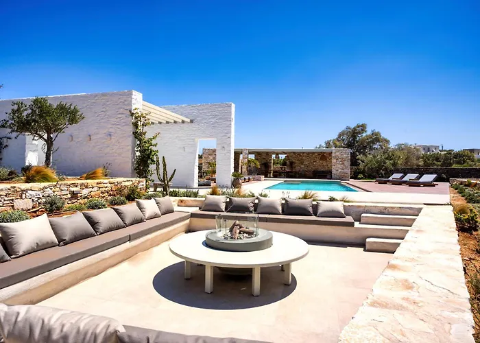 Costa Dorata Seaside Vila *