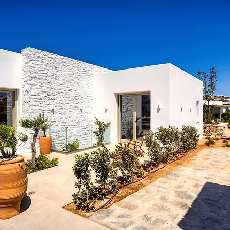 Costa Dorata Seaside Villa