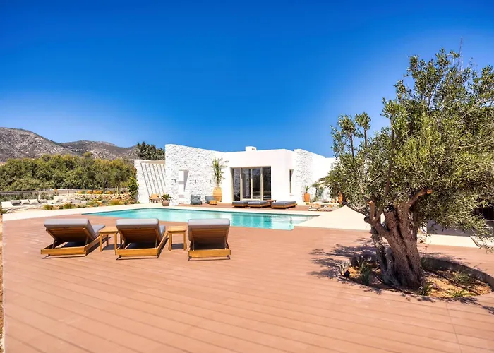 Costa Dorata Seaside Villa *