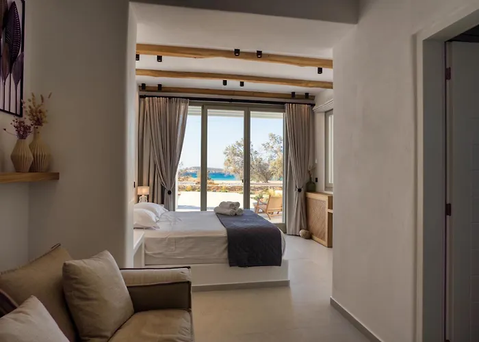 Costa Dorata Seaside Villa *