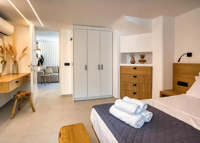 Costa Dorata Seaside Villa Chrisi Akti (Paros)